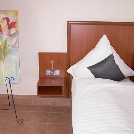 Hubertus Hamacher Hotel 2*