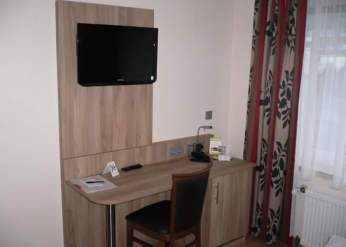 Hubertus Hamacher Отель Виллих